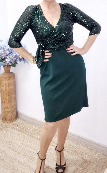  -50% Vestido cuerpo lentejuelas verde Ultima talla 42