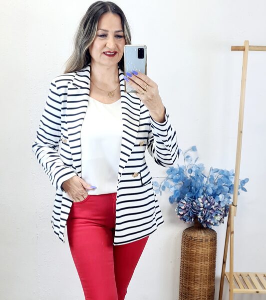  -50% BLAZER RAYA FINA BLANCA Ultima talla 40