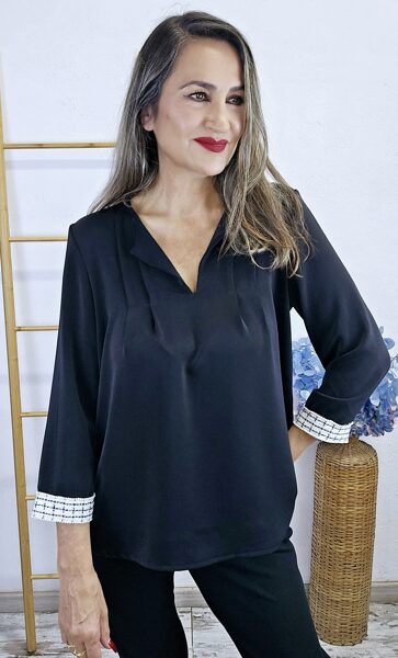 -20%  BLUSA PUÑO PERLAS NEGRA